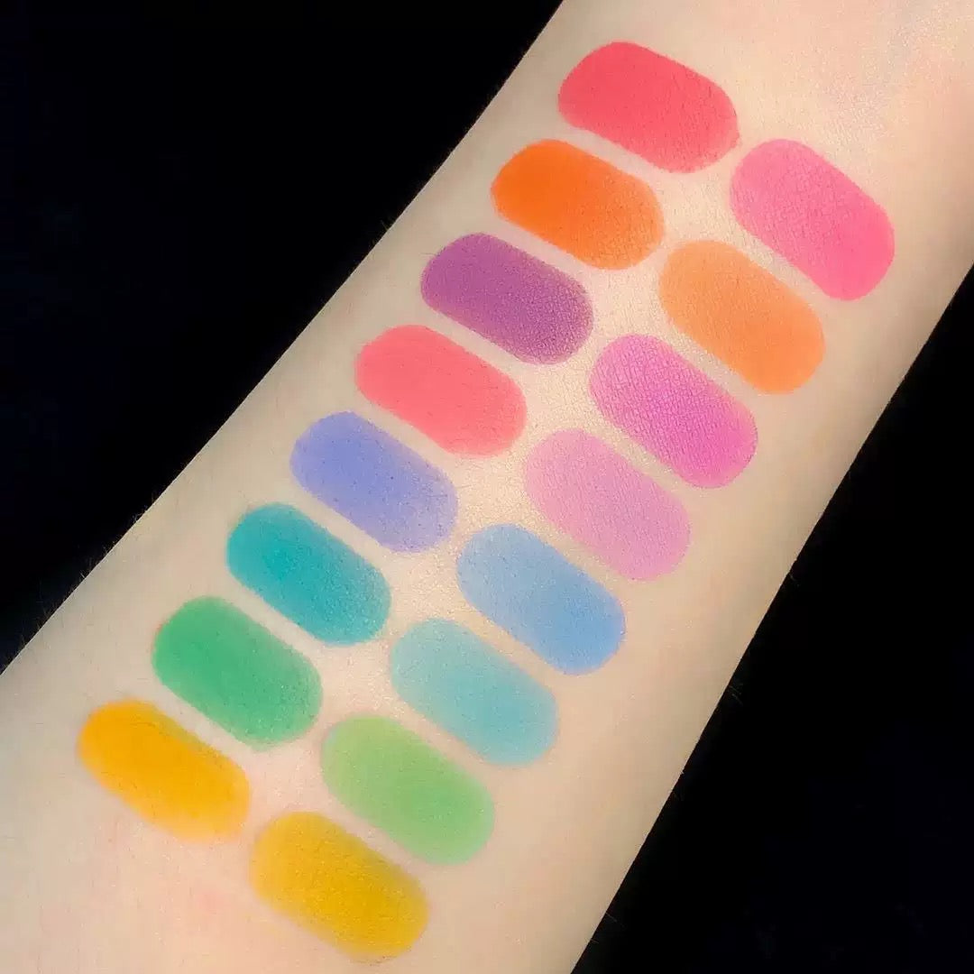 16-Color DIY Palette