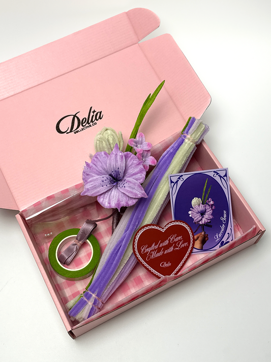 Lavender Grace Buttonhole DIY Kit